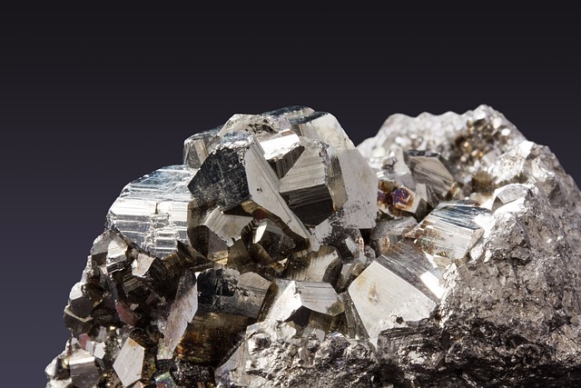 pyrite 345637 640